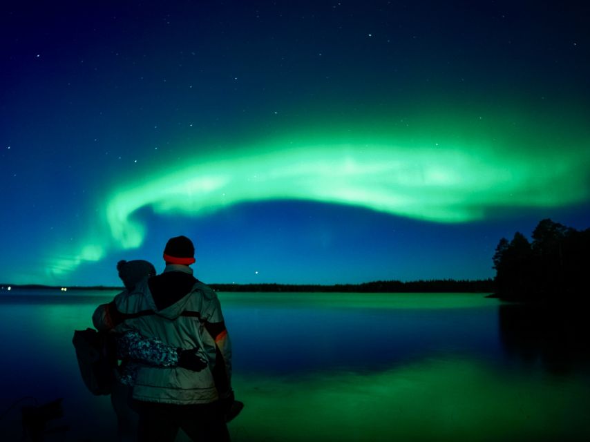 Rovaniemi: Northern Lights Tour with Guaranteed Sightings - The viewing stops and the wait for a stronger display