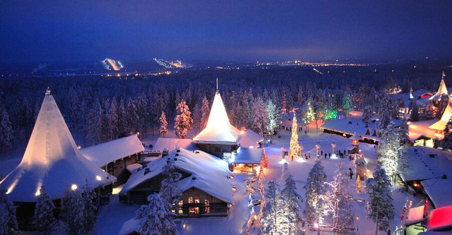 Rovaniemi: Santa Claus Village Visit with Hotel Pickup - Shopping for Finnish design and Lapland souvenirs