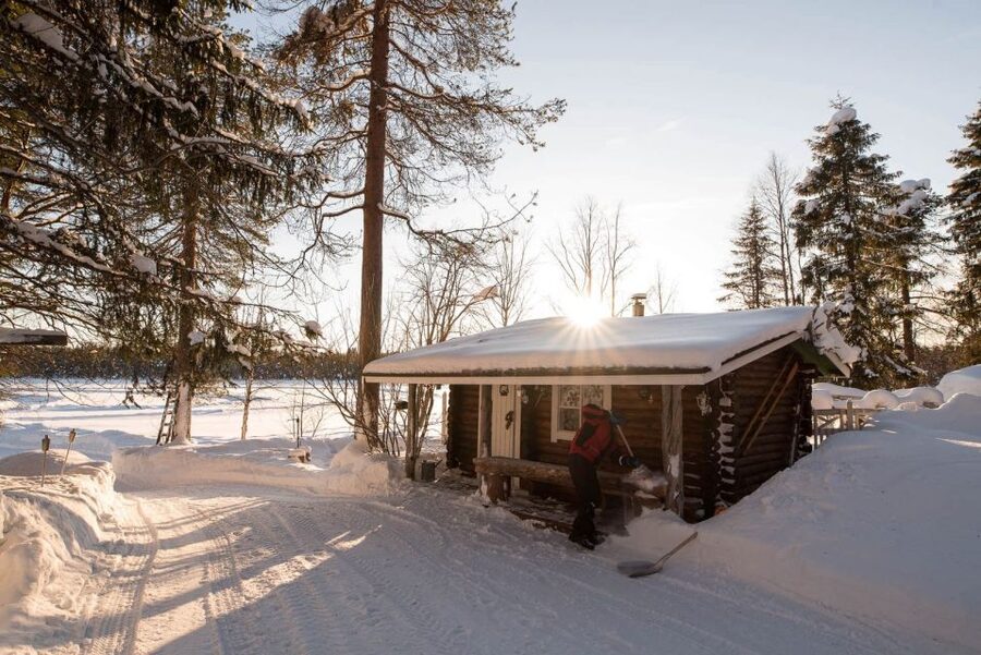 Rovaniemi: Sauna & Ice Swimming Tour with Dinner and Aurora - Who will enjoy this most?