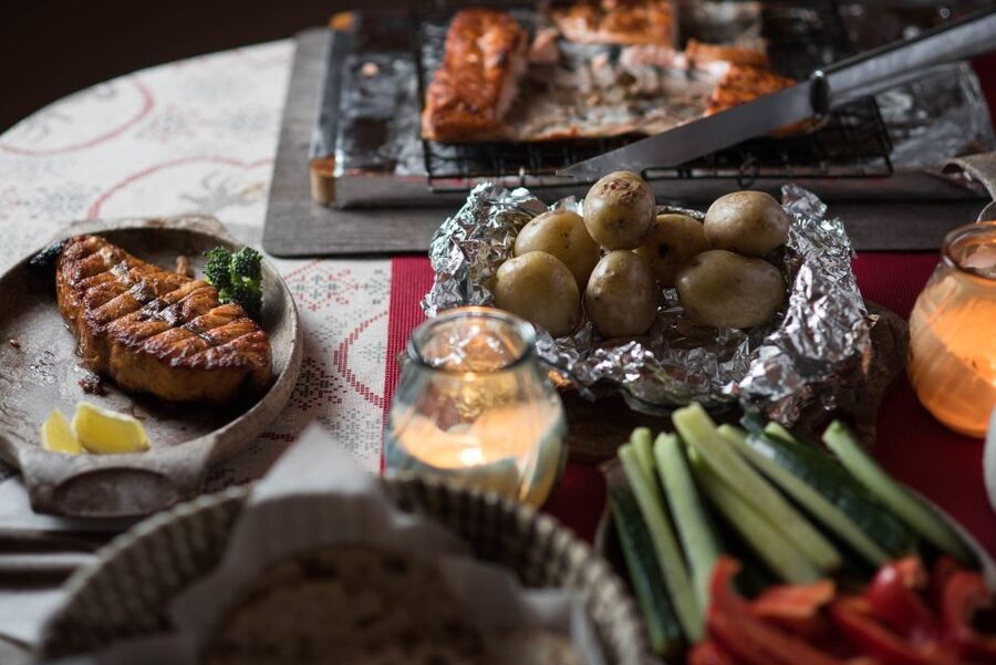 Rovaniemi: Sauna & Ice Swimming Tour with Dinner and Aurora - How the Finnish sauna works