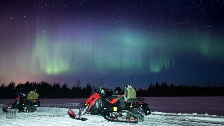 Rovaniemi: Search for Northern Lights Snowmobiling Trip - Hunting for the northern lights