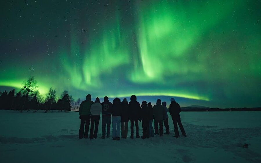 Rovaniemi: Small Group Aurora Hunt-full money back guarantee - Inside the heated car during the long chase