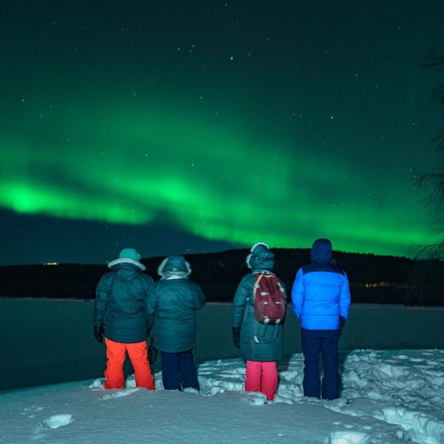 Rovaniemi: Small Group Aurora Hunt-full money back guarantee - Clothing, age limits, and cold-weather comfort