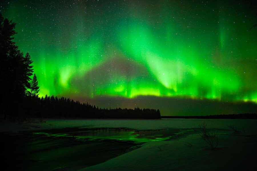 Rovaniemi: Small-Group Northern Lights Wilderness Tour - What happens if the lights do not appear?
