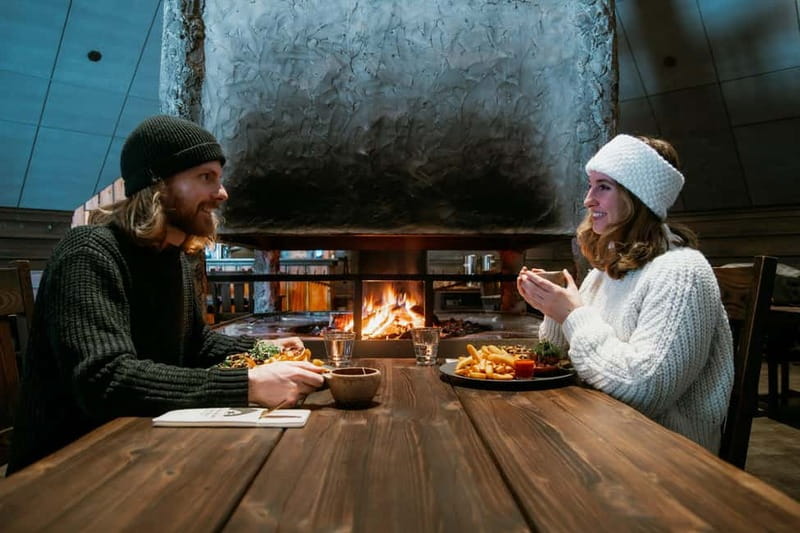 Rovaniemi: Snow Sauna Experience, Jacuzzi and Dinner in Kota - Warm up at the open-air jacuzzi