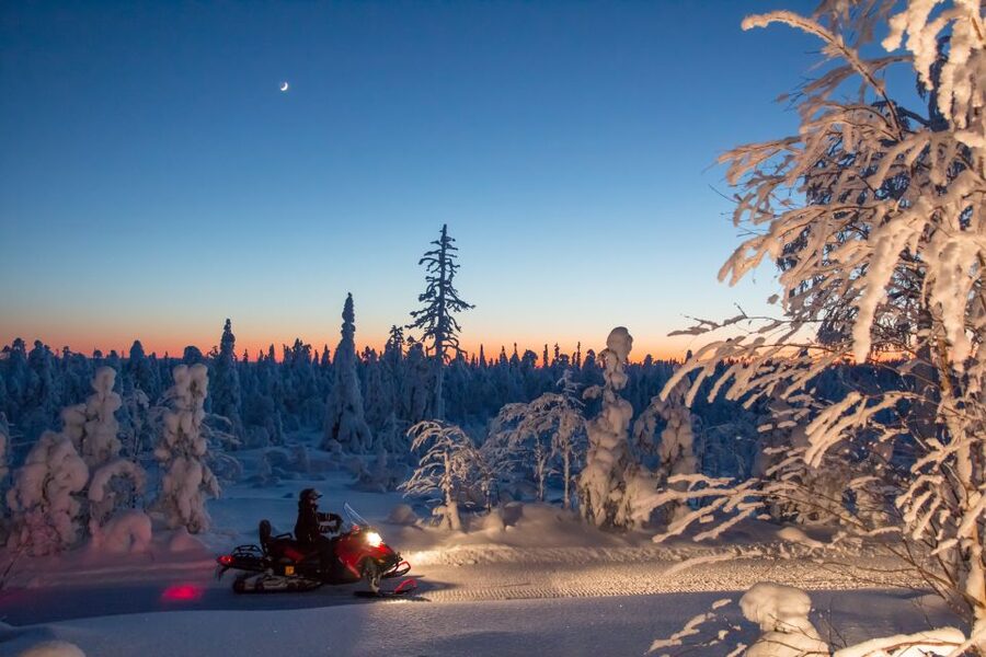 Rovaniemi: Snowmobile Safari & Campfire Evening Escape - Pickup from Rovaniemi hotels