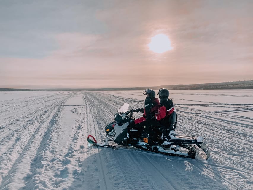 Rovaniemi: Snowmobile Sprint Safari - Pickup From Rovaniemi and Santa Claus Village