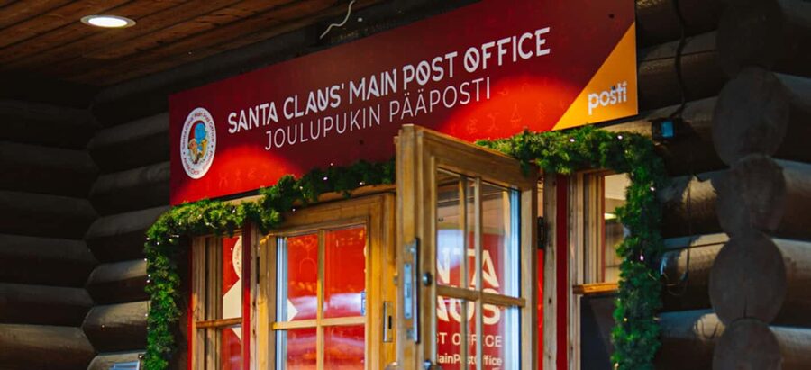 Rovaniemi: Tour to Santa Claus Village with Hotel Transfer - Free time for Finnish design and handmade goods
