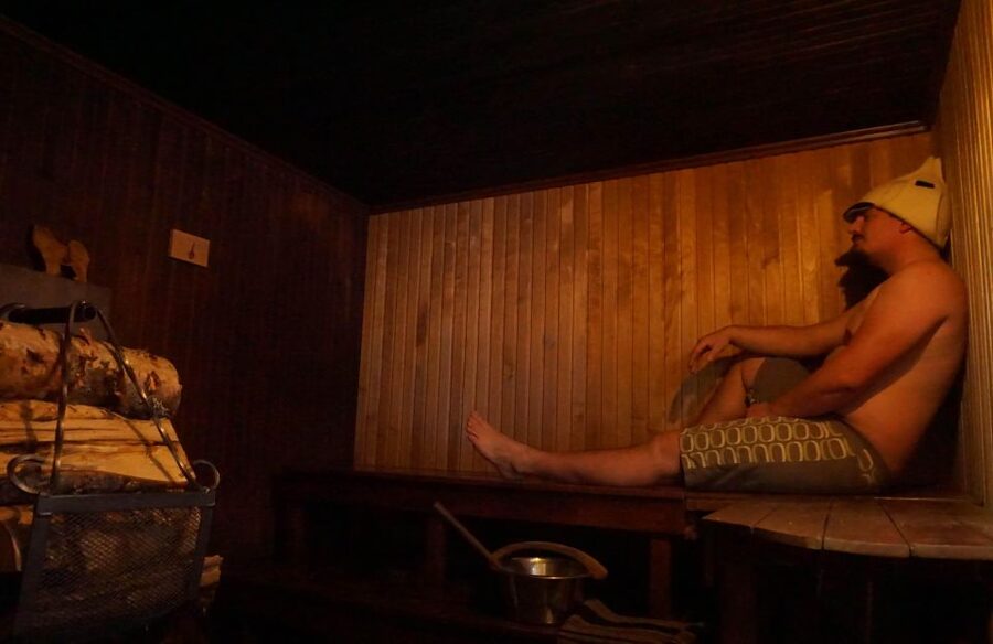 Rovaniemi: Traditional Sauna and Ice Swimming Experience - Who will enjoy Pajasauna most