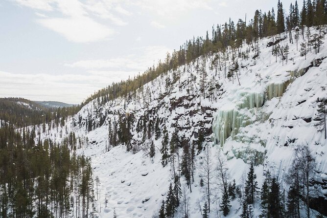 Rovaniemi - Visit to The Frozen Waterfalls of Korouoma - The frozen waterfalls and the ice climbers