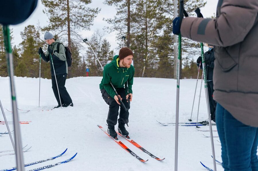 Saariselkä: Cross-Country Skiing for beginners - Getting Fitted With Skis and Poles