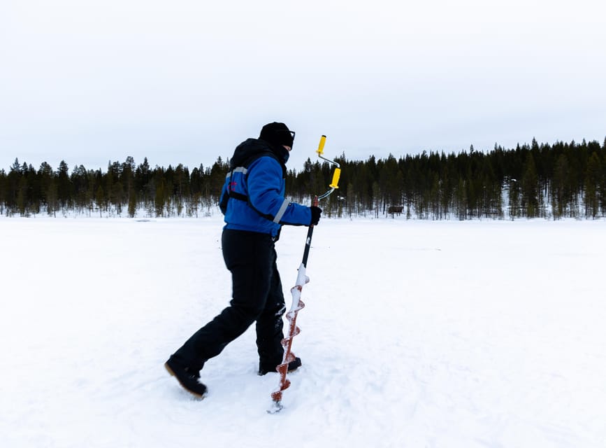 Saariselkä: Ice Fishing Safari by Snowmobile - Learning the quiet craft of ice fishing