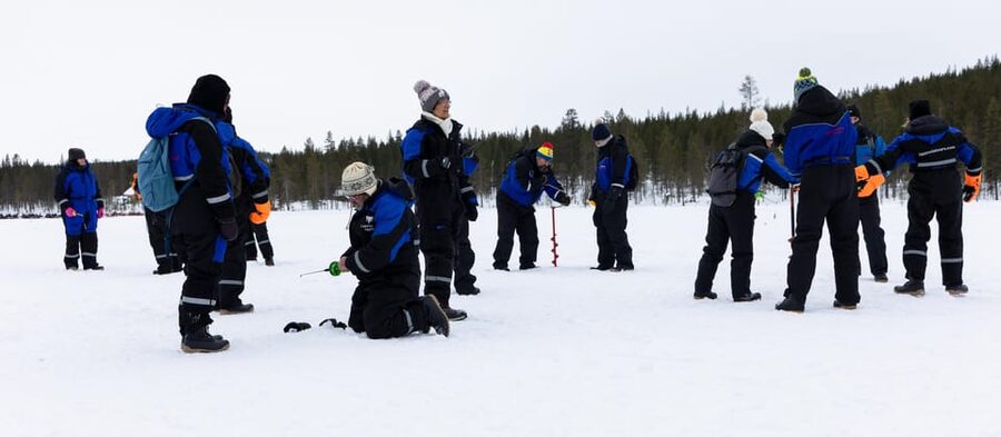 Saariselkä: Ice Fishing Safari by Snowmobile - Booking details worth checking first