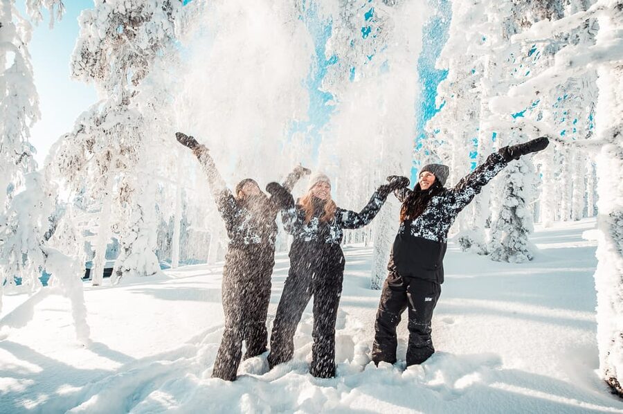 Saariselkä: Rent Winter Clothing Sets - The 24-hour rule and return timing