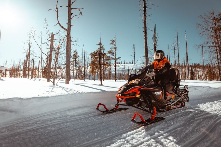 Saariselkä: Snowmobile Adventure for Adults - Key points to know before booking