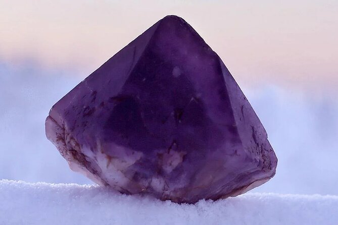 Small-group Wintertime Amethyst Mine Visit from Rovaniemi - Why Lampivaara makes a good winter outing