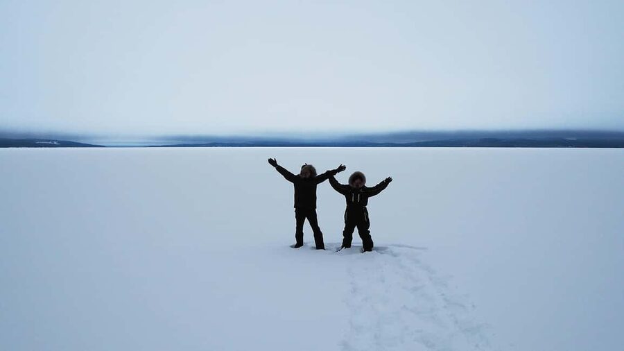 Snowshoe experience with traditional beverages in Lapland - What the three-hour schedule really gives you