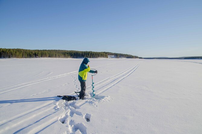 Snowshoeing Adventure with Ice-Fishing, Fire and Survival - Key points to know before booking