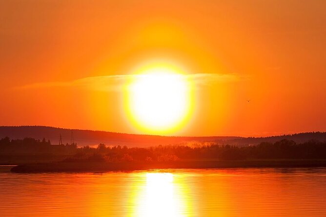 Sunset at the Arctic Circle - Why Katkavaara makes a good evening escape